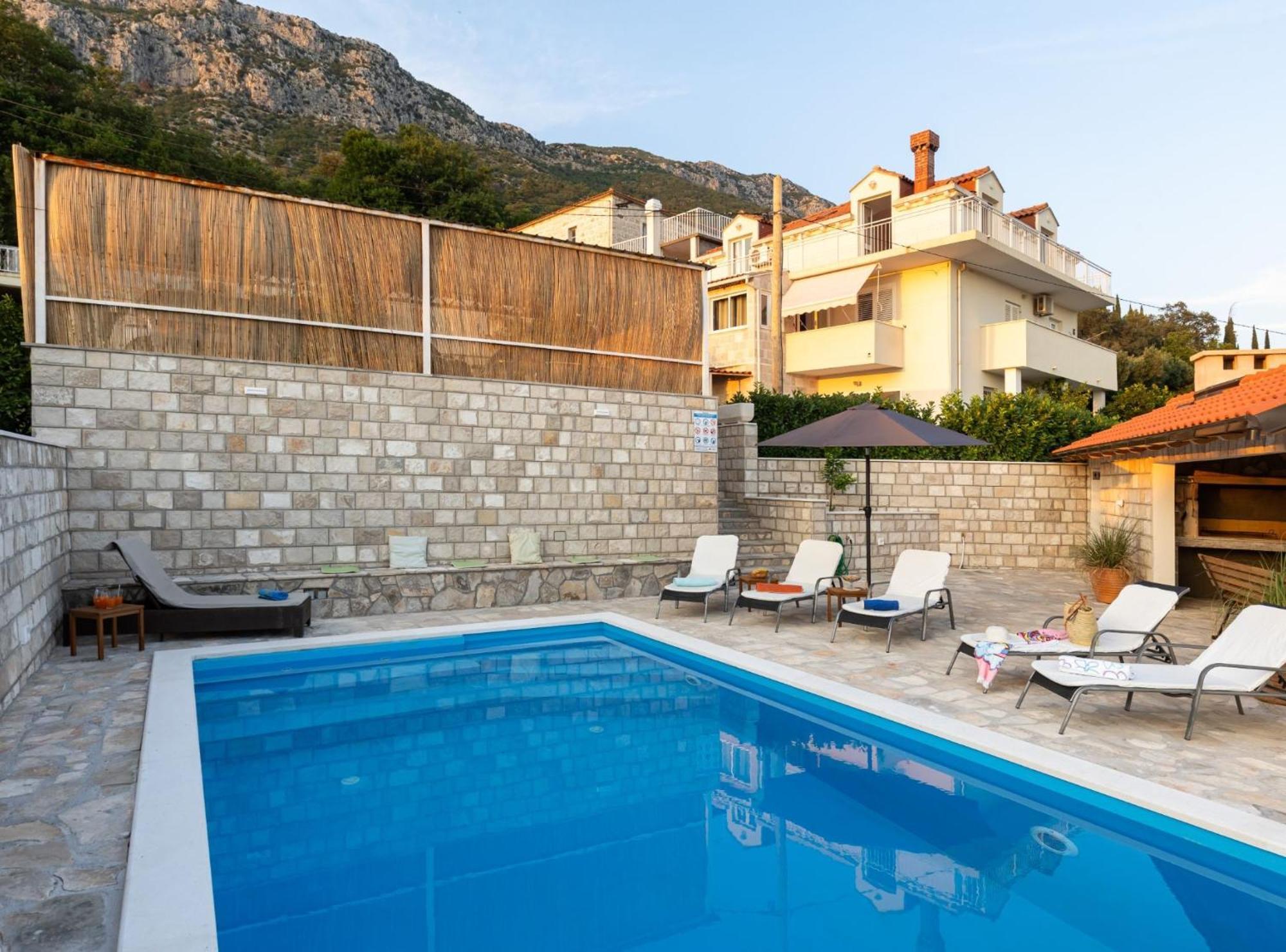 Villa Source With Private Pool Pridvorje Exterior photo